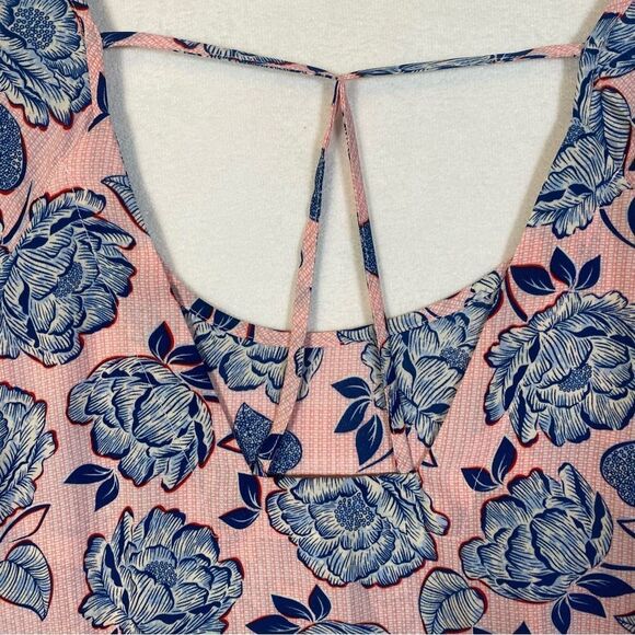 Kut From The Kloth Floral Pink/Blue Cold Shoulder Top Size Medium - Picture 8 of 11